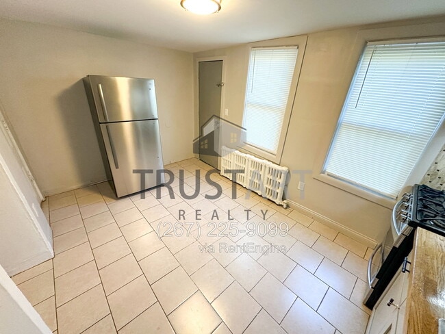 Photo - 1867 E Wensley St