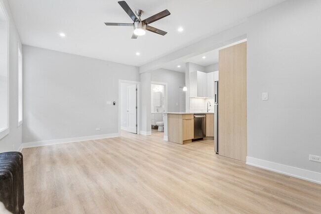 Photo - 7501 N Eastlake Terrace Unit 2