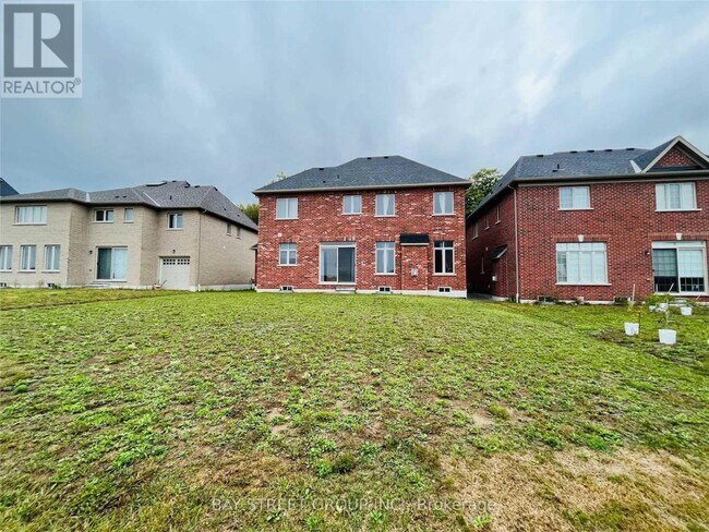 Photo - 25 McIsaac Dr