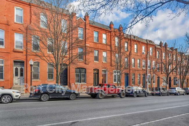 Photo - 2121 St Paul St