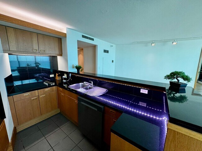 Photo - 2/2/2 Ocean-Front Nauru Towers, Endless Ocean Views, 34Floor Unit 3403