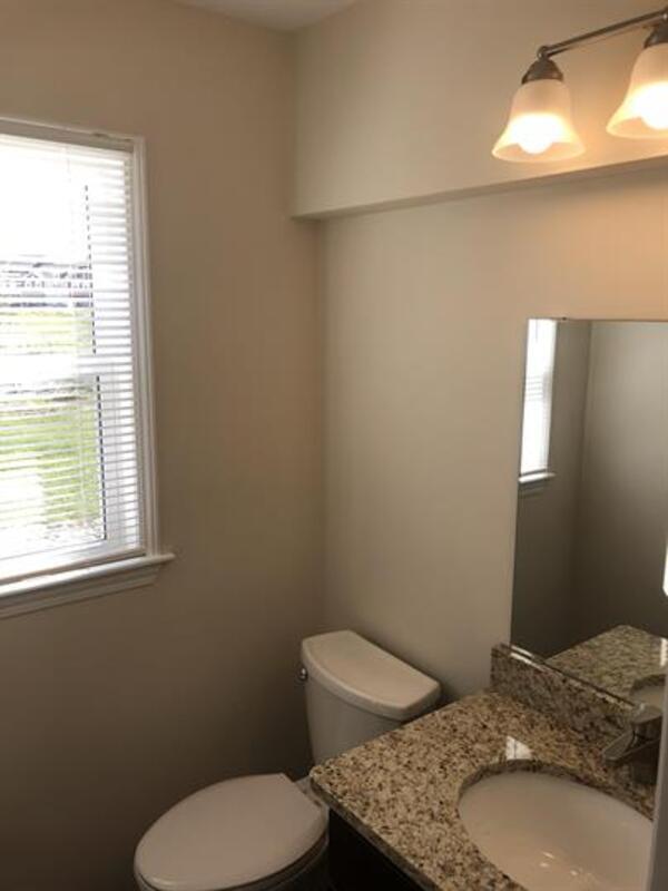 Photo - 956-988 W. Liberty St. - 978-A