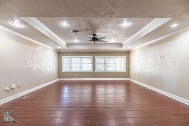 Photo - 3 bed, 1.5 bath, XL living room, XL garage...