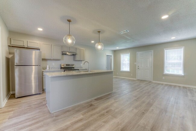 Gorgeous renovation! - Gorgeous renovation! House