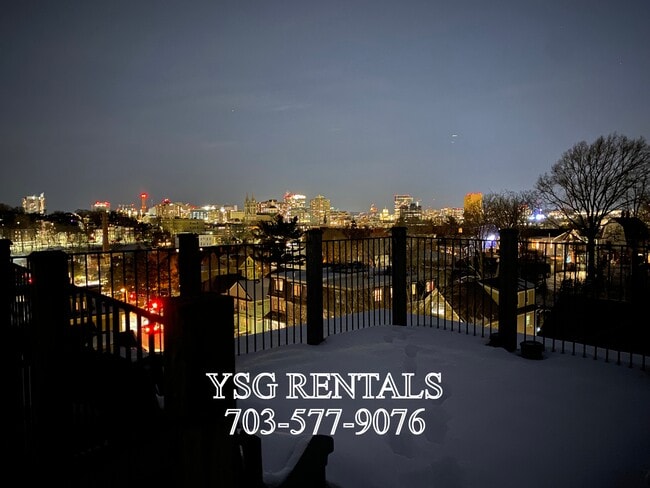 Photo - 4 Romar Ter Unit #3