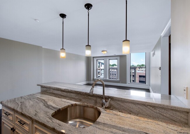 510 Broadway Unit 3H