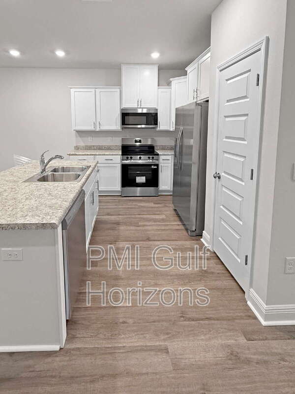 Photo - 1310 Leeway Dr