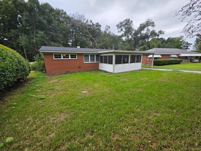 Photo - 2412 Bass Ave