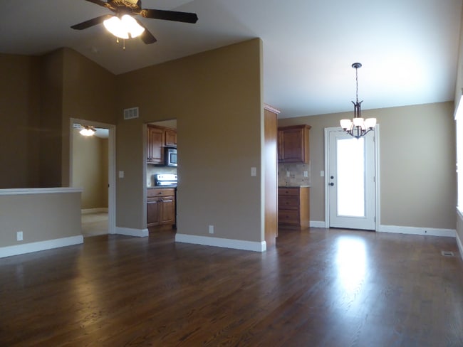 Photo - 5912 N Millsboro St