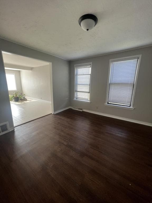 Photo - 47 Frankfort St