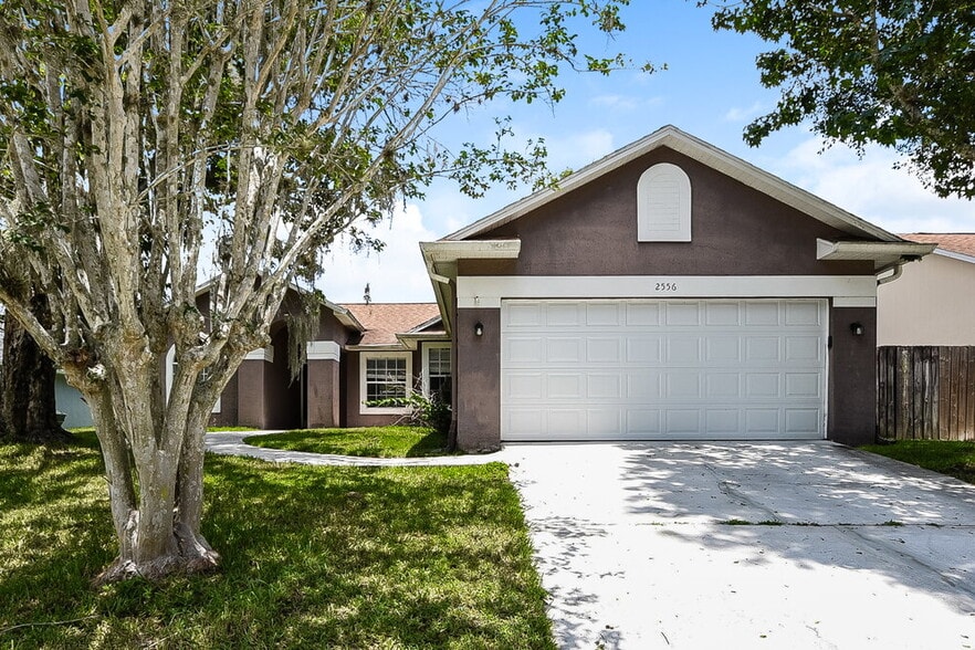 2556 Coachbridge Ct