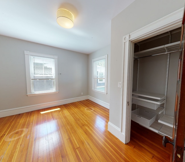 Photo - 107 Oxford St Unit 3