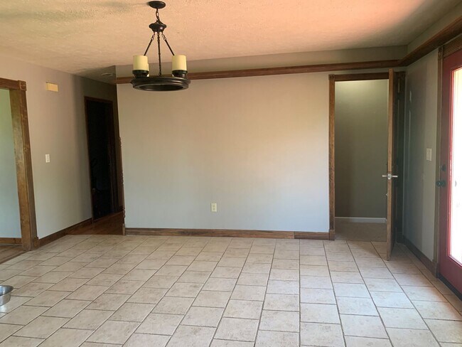 Photo - Near Fort Leonard Wood