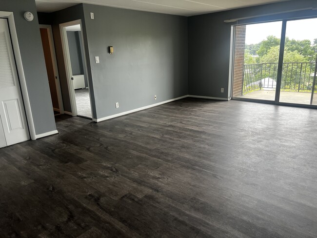 Photo - 6011 Emerson St Condo Unit #502