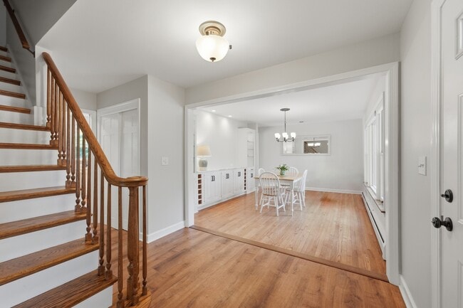 Photo - 317 E Forest Ln