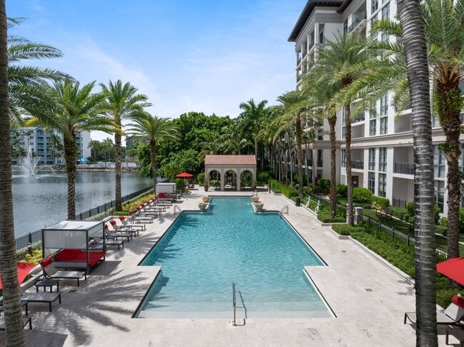 Building Photo - Windsor at Doral