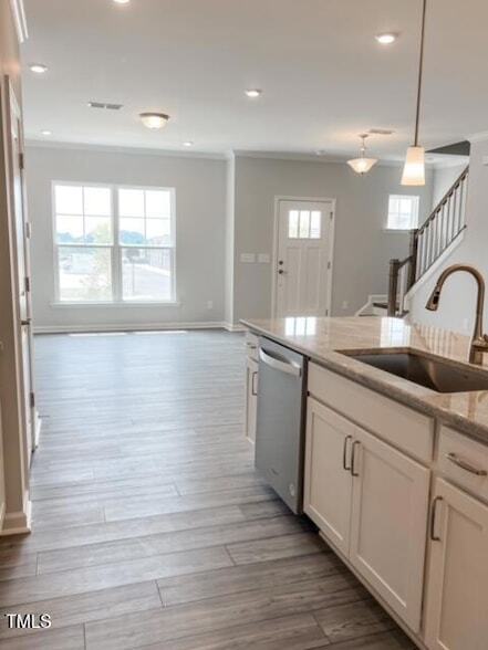Photo - 305 Annabelle Blue Dr