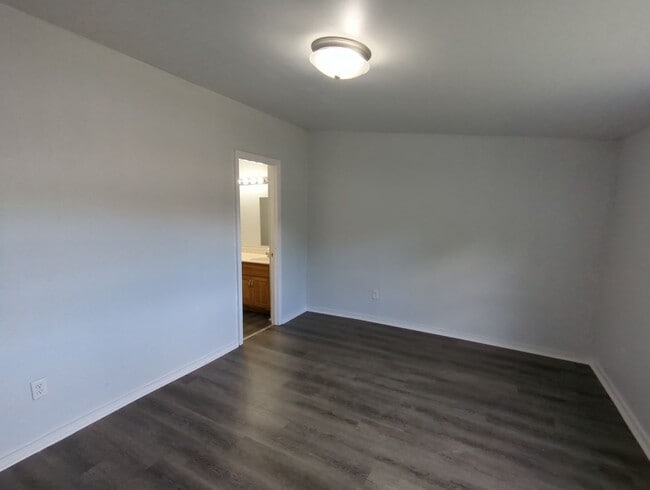 Photo - 4 Bedroom House in Rossville