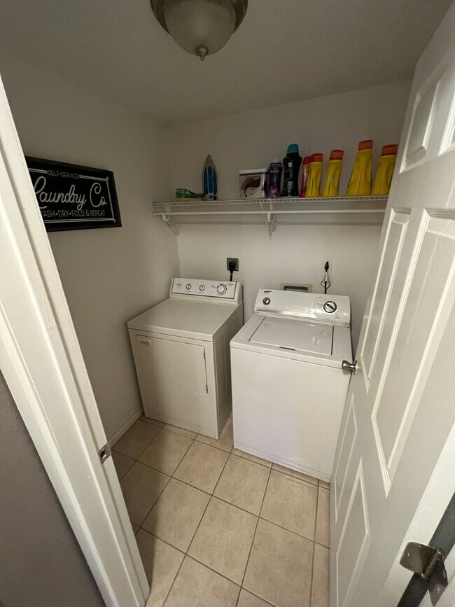 Photo - 2312 15th St Unit Front