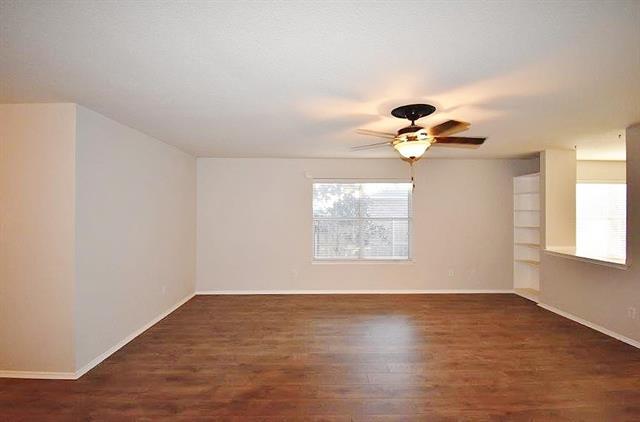 Photo - 217 Silver Spur Dr