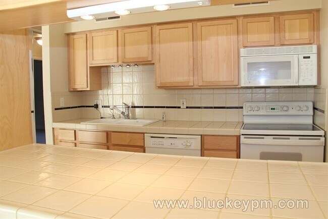 Photo - 2 Bed, 2 Bath Home - 1 Bed or Office and Bath on Main Floor