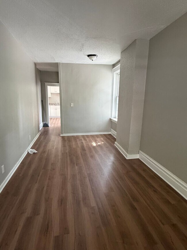 Photo - 551 Radnor St Unit 1