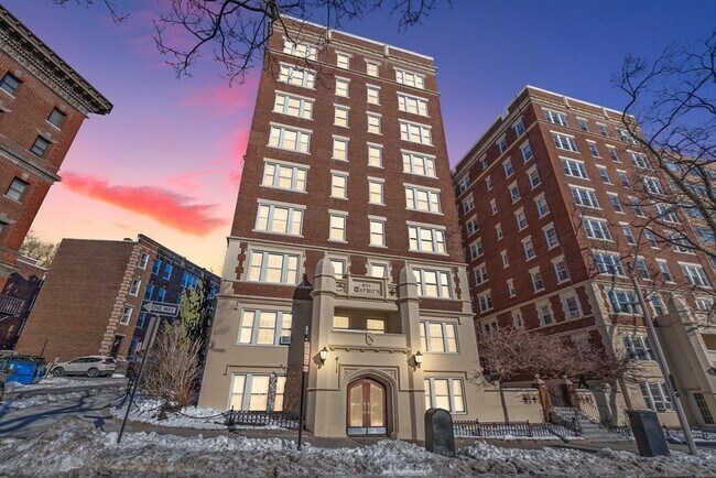 Photo - 1450-1454-1454 Beacon St Unit 643