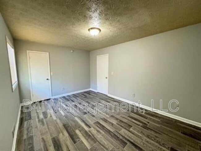 Photo - 1224 Creek Forest Ct NW