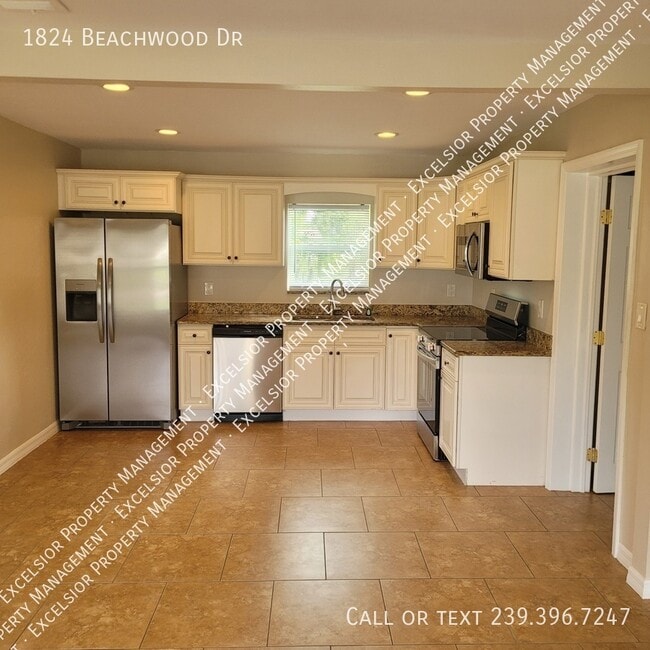 Photo - 1824 Beachwood Dr