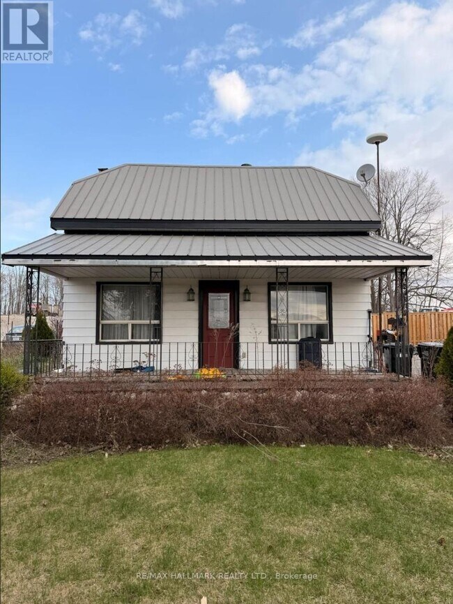 Photo - 16956 Simcoe County Rd 27