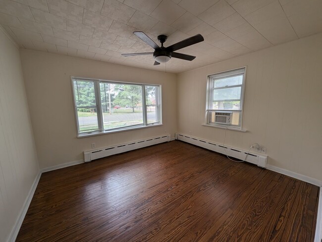 Photo - 4 Bed 1.5 Bath Home in Gilbertsville