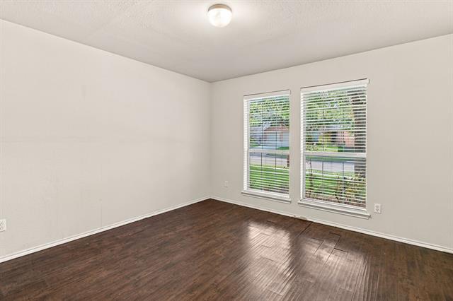Photo - 5905 Calloway Dr