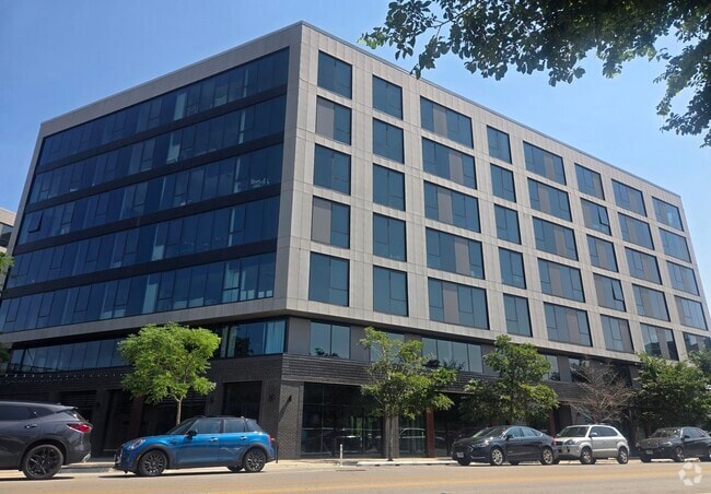Building Photo - 1461 S Blue Island Ave Rental