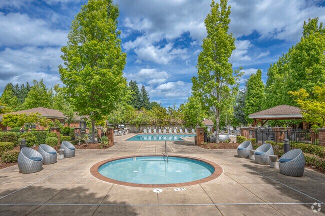 Hot Tub - Arya at Hedges Creek