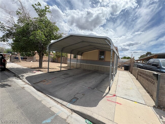 Photo - 4877 Saguaro Way