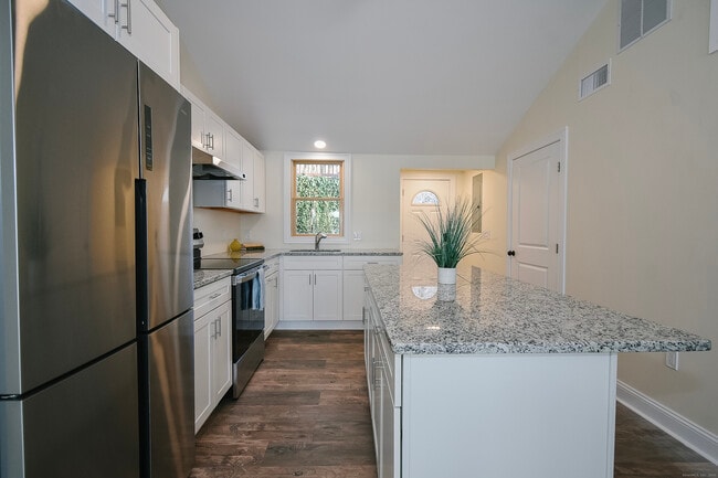 Photo - 42 Eastview Rd