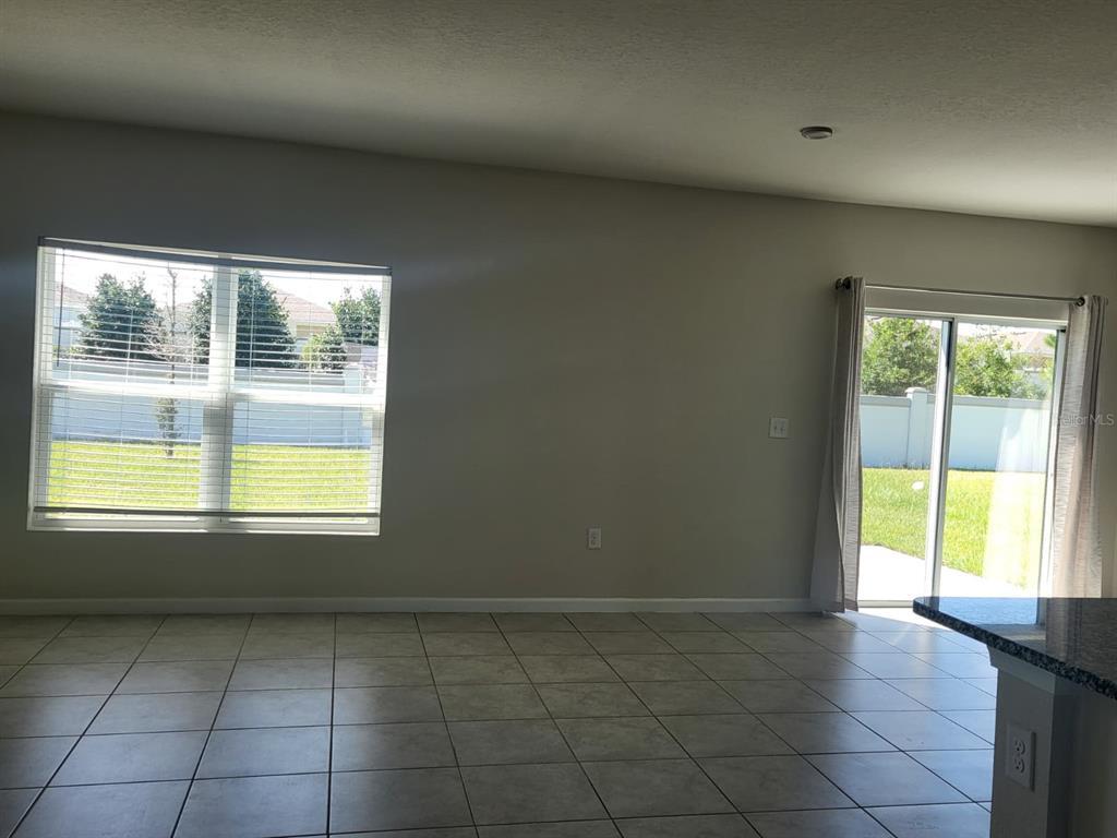 Photo - 1546 Finnigan Cir
