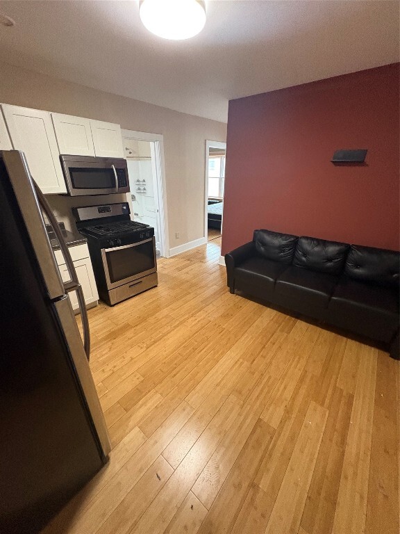 Photo - 198 Court St Unit 10