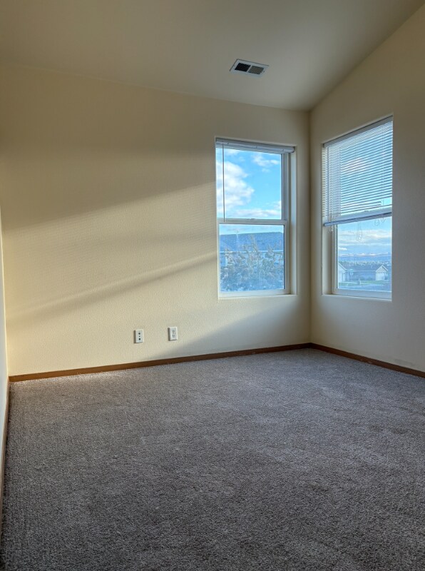 Photo - 6305 Chapel Hill Blvd Apartamento Unidad N-202