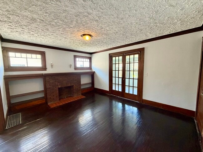 Building Photo - 142-144 Ohio St Unit #2