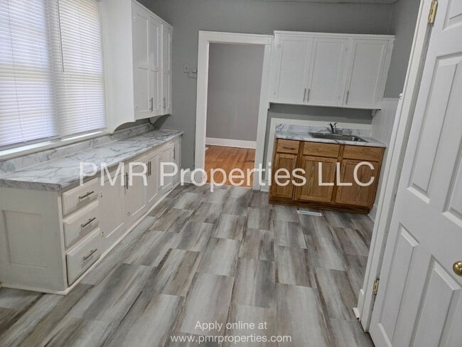 Photo - 501 Damon St