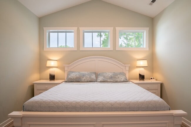 Photo - NEW, CLEAN OFF-SEASON RENTAL NOVEMBER THRO...