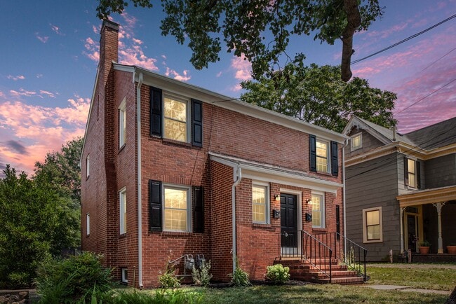 Photo - 819 Weedon St Unidad 2