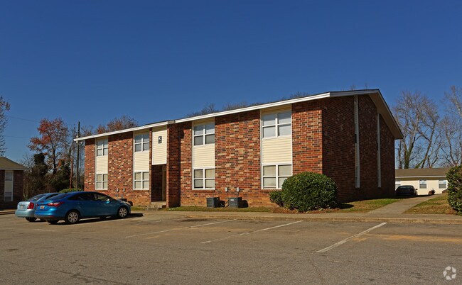 Photo - Riverside Apts