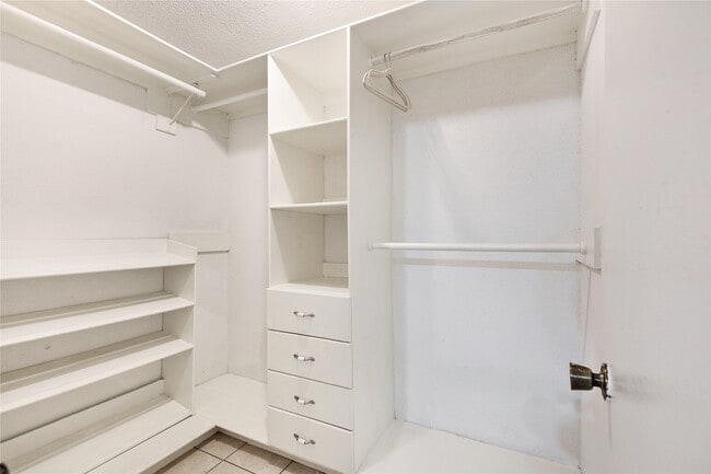 Photo - 11514 Gullwood Dr