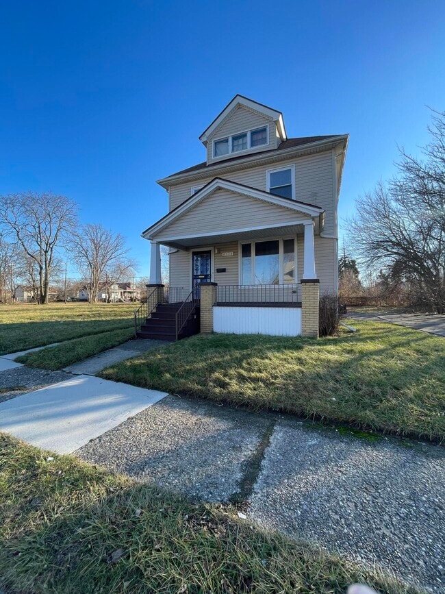 Photo - 3516 Stockton St