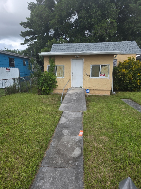 Photo - 1951 NW 49th St