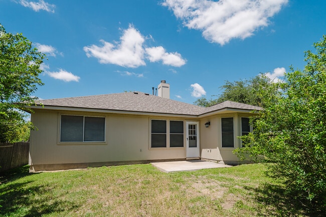 Photo - 810 Faircrest Dr