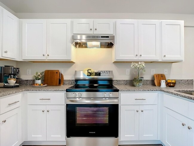 Photo - 6357 Spinnaker Blvd