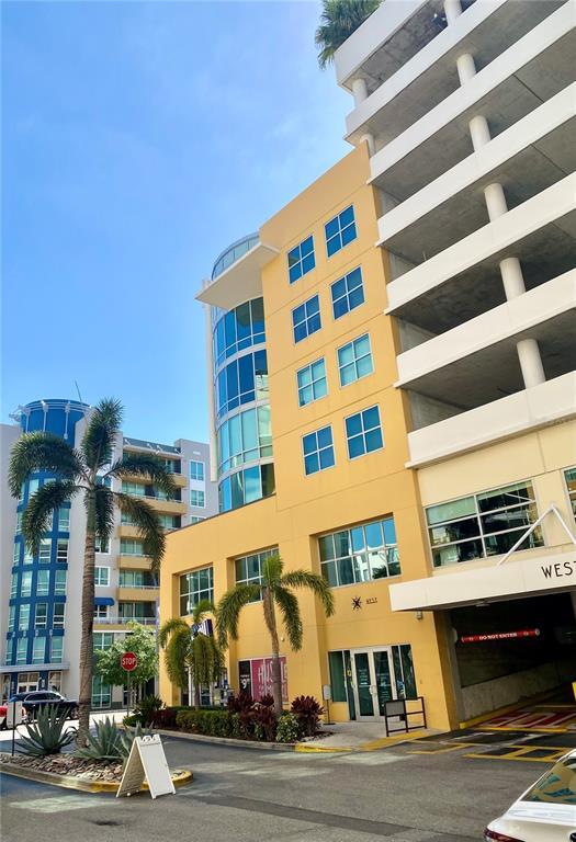 Photo - 1120 E Kennedy Blvd Condo Unit 827